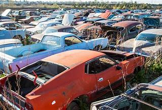 BlueDotnRedTown's tweet photo. @Rory_Johnston To the salvage yard! 🤣🤣 https://t.co/qv8JM20bKg