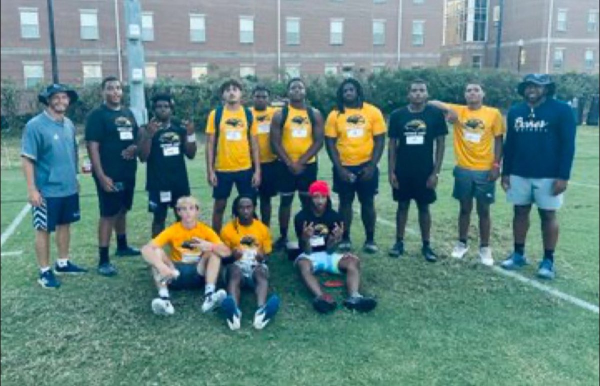 99ProblemzJr's tweet image. Blessed to go and compete at the southern miss mega camp @SouthernMissFB @BakerHSFootball