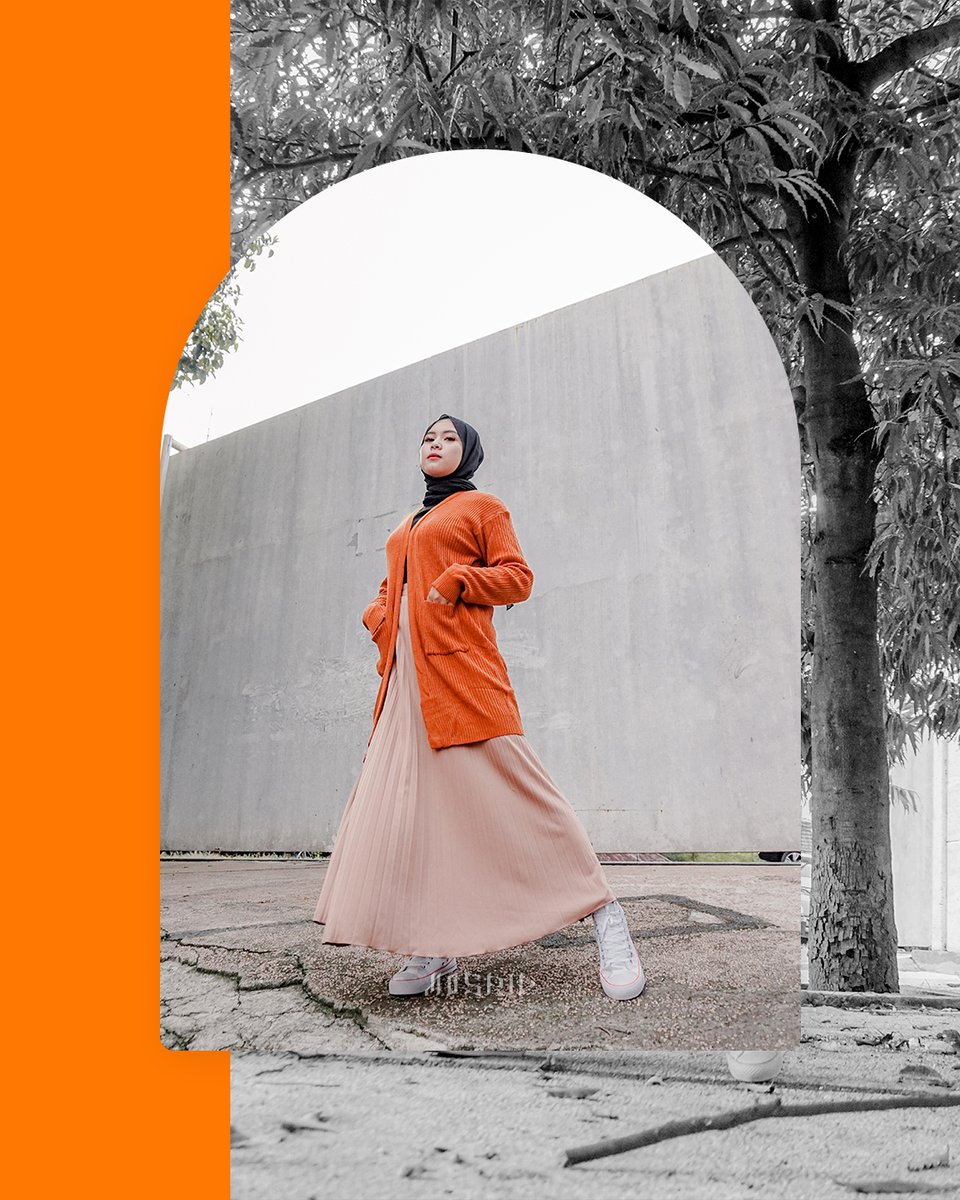 mosridshot's tweet photo. Berjalan pelan, tapi tetap mencuri perhatian ✨
-
Creator by : @mosridshot
Frame in : @nailah.alwy
-
#ohfotomu #mosridshot #fotograferindonesia #fotografermalang #fotomalang #photoshootmalang #jasafotomalang #photographer #photoshootoutdoor #fotomodel https://t.co/9JkOmqMq43