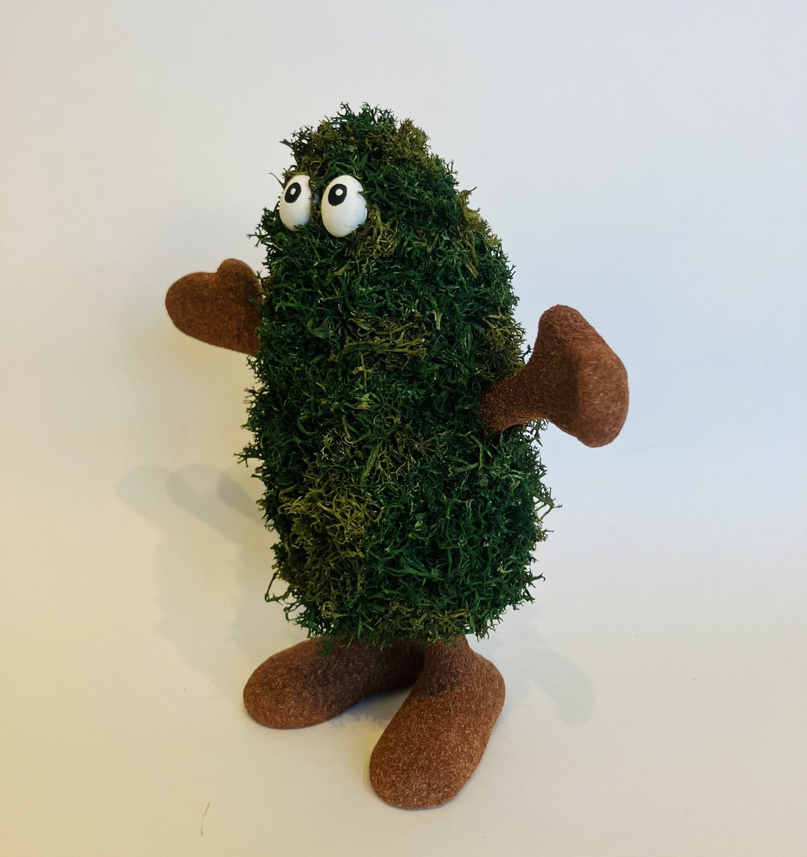 作ったモス妖怪フィギュア
別アングル🧪🌱🦠