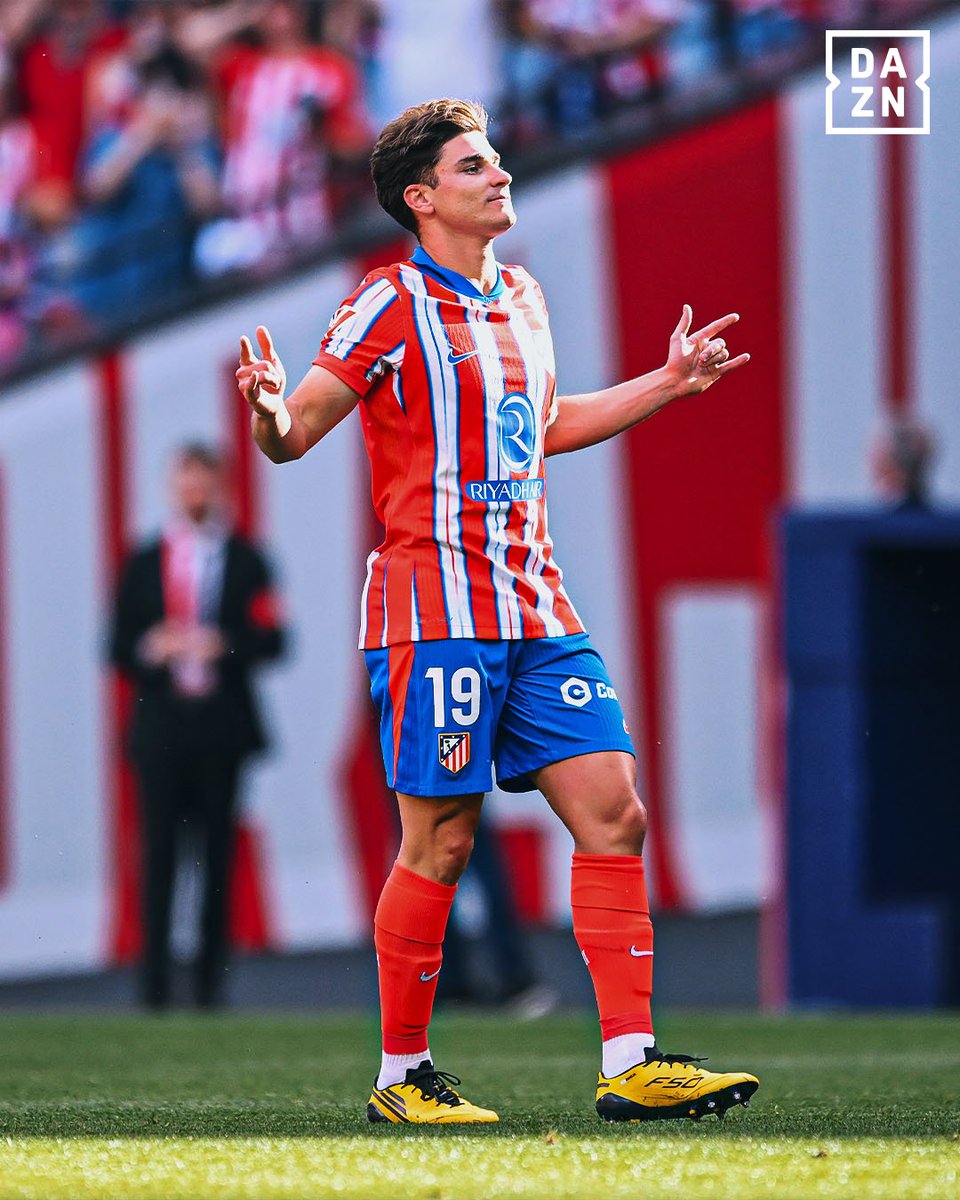 DAZN Football (@daznfootball) on Twitter photo Julián Álvarez. WHAT a player. 🔥🇦🇷
42 G/A in 63 matches this season for club and country — simply outstanding. 😮💨
Catch <a href="/9julianalvarez/">Araña 🕷</a> & <a href="/atletienglish/">Atlético de Madrid</a> in the <a href="/FIFACWC/">FIFA Club World Cup</a> | June 14 – July 13 | Every game. Free. | DAZN.com | #FIFACWC | #TakeItToTheWorld Julián Álvarez. WHAT a player. 🔥🇦🇷
42 G/A in 63 matches this season for club and country — simply outstanding. 😮💨
Catch <a href="/9julianalvarez/">Araña 🕷</a> & <a href="/atletienglish/">Atlético de Madrid</a> in the <a href="/FIFACWC/">FIFA Club World Cup</a> | June 14 – July 13 | Every game. Free. | DAZN.com | #FIFACWC | #TakeItToTheWorld