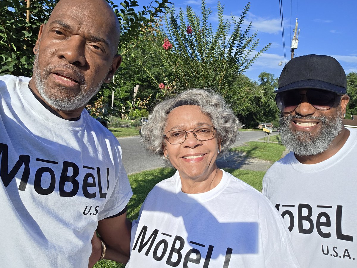 MōBēL! USA Family View with Auntie and Big Cuz

#familyaffair #mobelusa #mobileAlabama #brand #logo