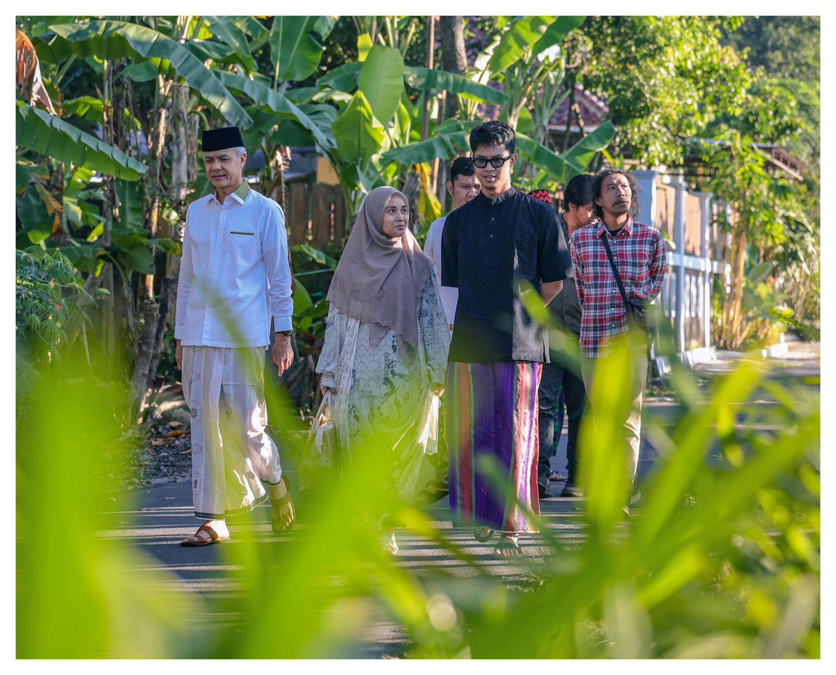 Selamat Hari Raya Idul Adha 1446 H. Semoga, kita semua termasuk insan yang ikhlas, selalu menebar kebaikan guna meraih keberkahan.