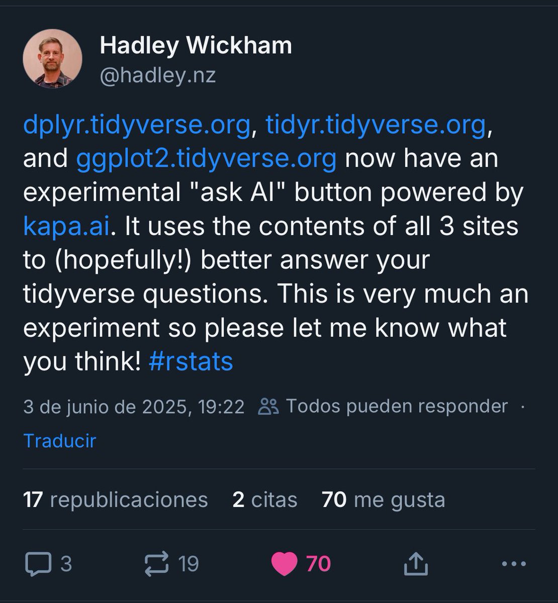 RosanaFerrero's tweet image. 🚨 ¡Novedad en el universo #tidyverse!
Ahora puedes usar un botón experimental de “Pregunta a la IA” en:
🔹 dplyr.tidyverse.org
🔹 tidyr.tidyverse.org
🔹 ggplot2.tidyverse.org

#rstats #datascience #rstudio #ggolot2 #dataviz #Analytics