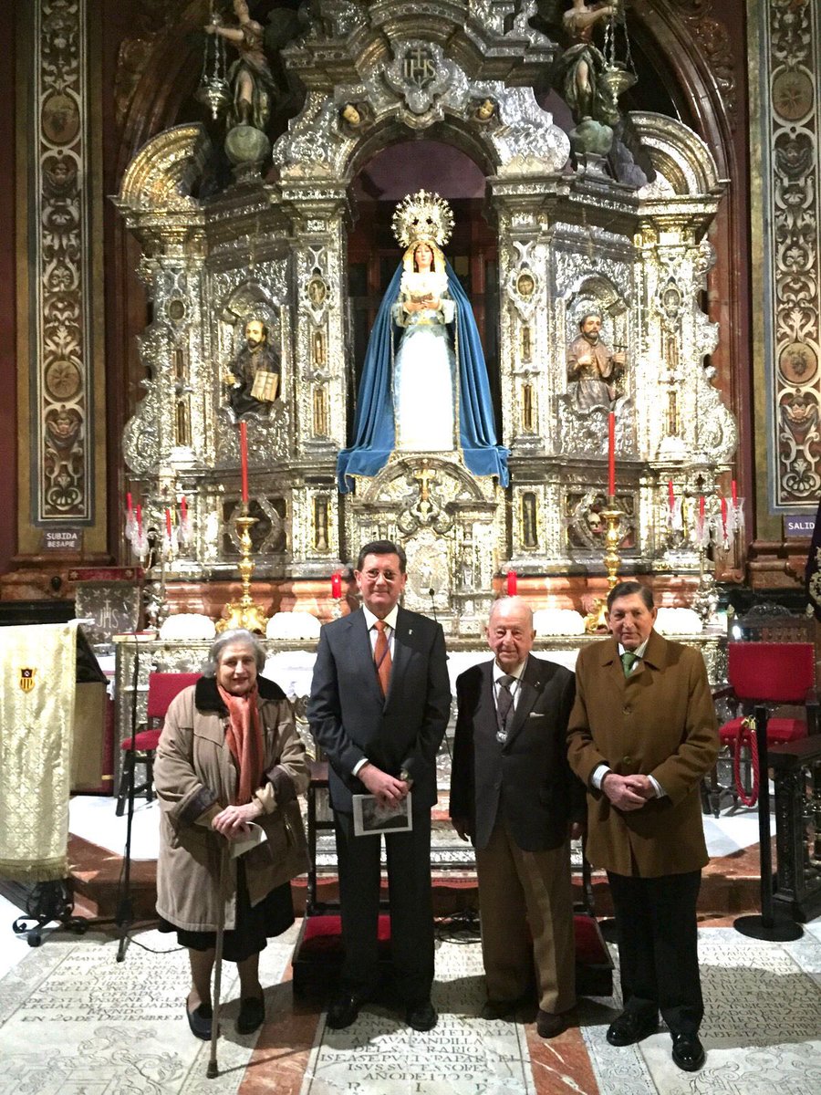 Sentimos comunicar la triste noticia del fallecimiento de nuestro Hermano Benemérito D. Mauricio Abad González, insigne y ejemplar hermano y devoto del Señor de Pasión, que ha partido hacia la casa del Padre. 

La misa exequial corpore insepulto será Dm mañana sábado, 7 de junio,