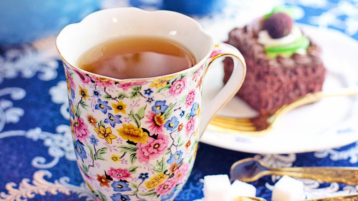FRIDAY with <a href="/KCLChaplaincy/">KCL Chaplaincy</a>

* 2pm: Afternoon Tea (Strand)              

tinyurl.com/uzrn2ubc
