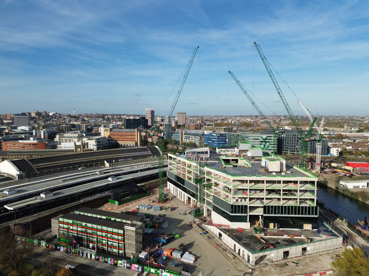 #HomesEngland and West of England Mayoral Combined Authority #WMCA has signed a Strategic Place Partnership in support of delivering locally-led housing and regeneration ambitions in the region.
ow.ly/RkII50W5jYj
#housing # regeneration #RegionalGrowth #BristolTempleQuarter