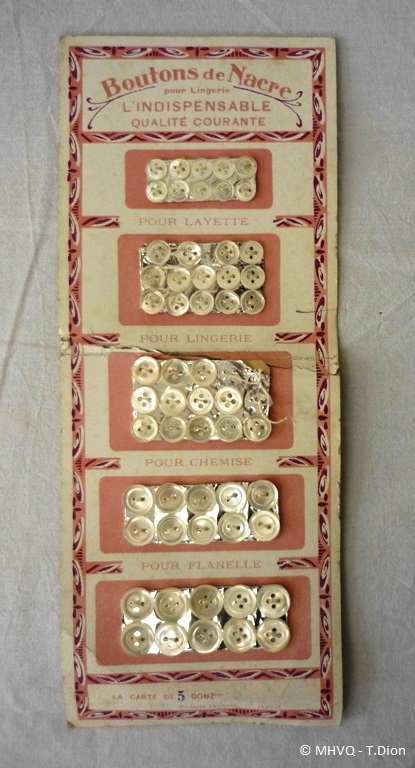 #MuseumWeek2025 #OceansMW
En Europe, la nacre est utilisée dans la marqueterie et dans la fabrication de petits accessoires dès le 16e s. C'est une ressource naturelle abondante, mais sa surexploitation peut contribuer à bouleverser des écosystèmes marins. #ProtectionDesOcéans