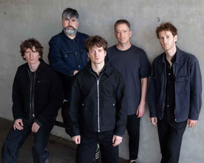 Une collaboration entre Sparkling et Digitalism pour rester dans la course... musiczine.net/index.php/fr/i…