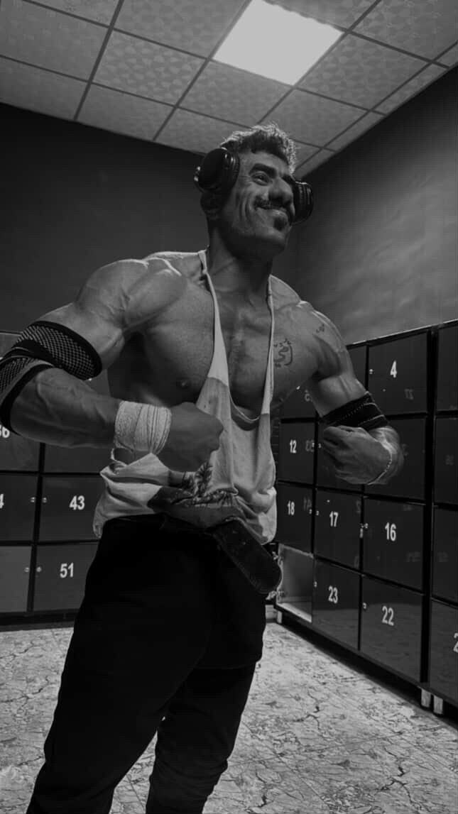 كل عام وانتو بخير. وصحه وسلامه