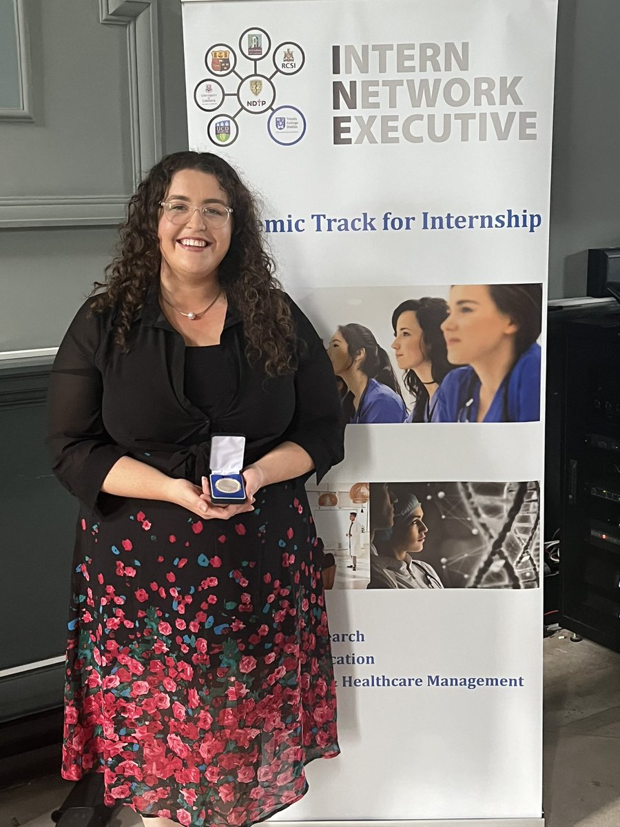 harris_aine's tweet photo. Honoured to have won the medal for research skills excellence at the 6th National Academic Track Showcase yesterday. Huge thanks to my supervisor @PatrickNRedmond for his continued support and encouragement over the years in the @RCSI_GP and @PRiCAN_Research groups. https://t.co/qezagrPf2Y