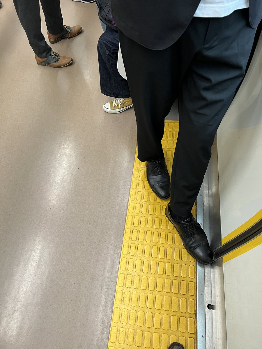 何が華金だ、クソがよ