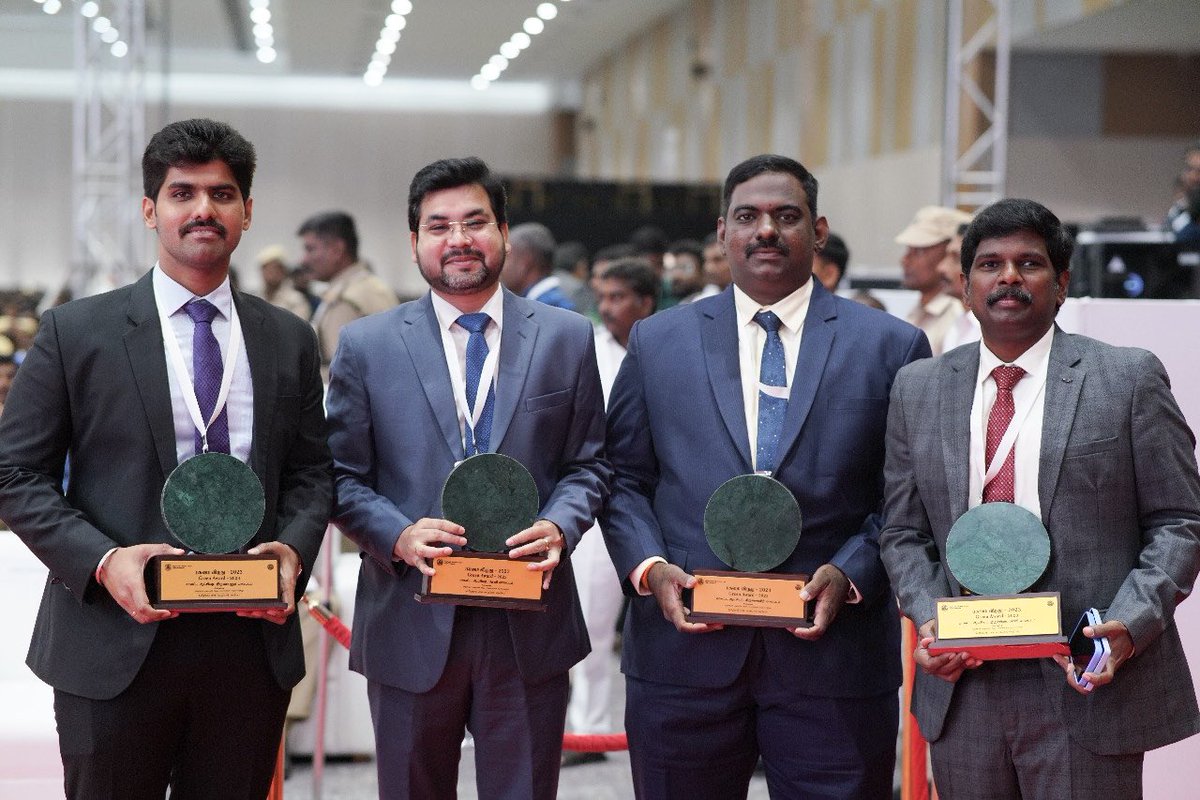 supriyasahuias's tweet photo. Congratulations to Prathip Kumar, Ranjit Singh, Prathap and Dinesh Kumar, Collectors of Trichy, Theni, Thiruvallur and Krishnagiri Districts respectively for winning the Green Award for their exemplary work in advancing the green initiatives especially in the field of controlling plastic pollution. I am sure this will inspire other District Collectors to effectively implement initiatives to stop plastic pollution. Well done.
#WorldEnvironmentDay2025 #EndingPlasticPollution #GreenAward