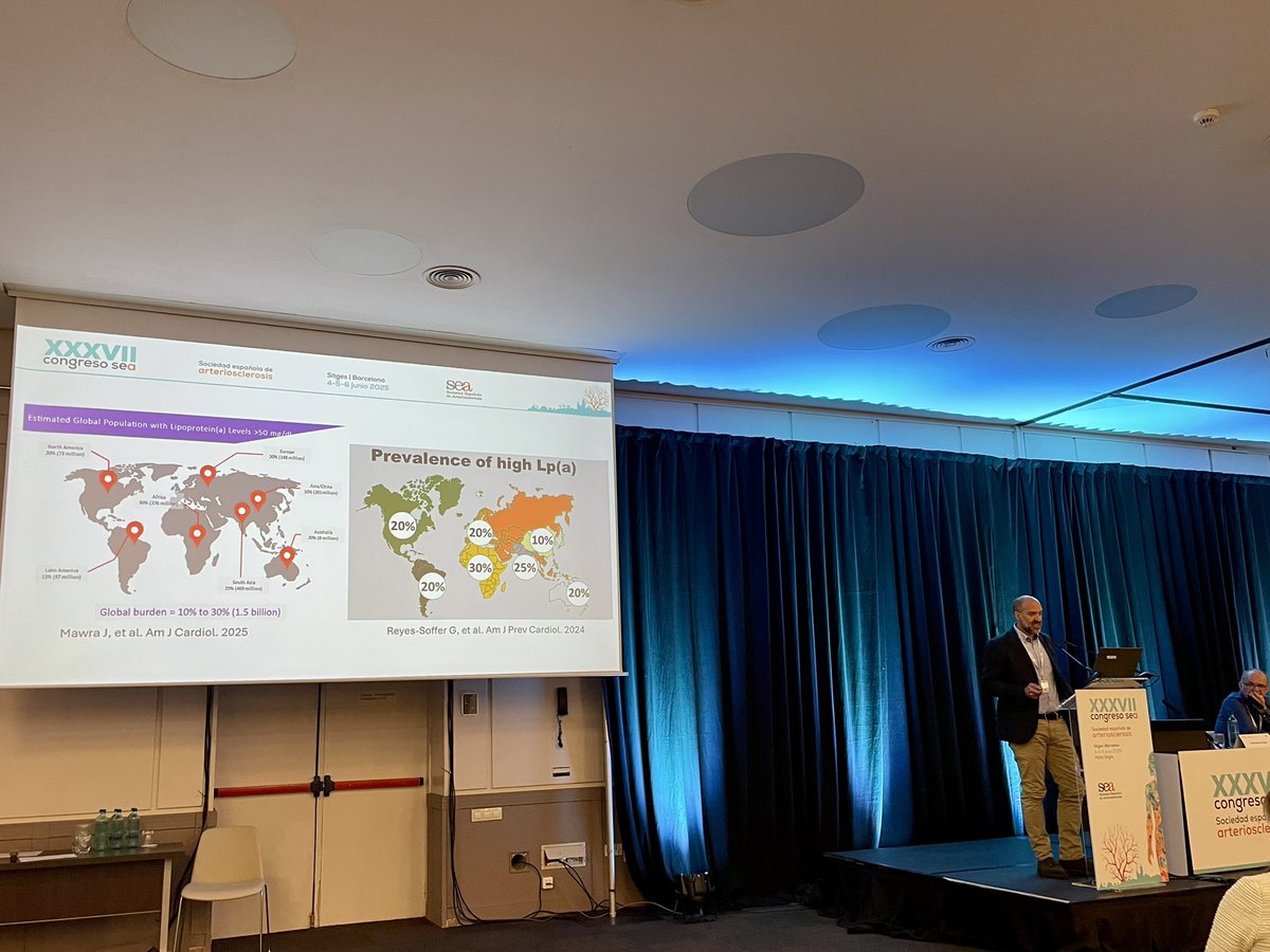 Ahora en el #37CongresoSEA nos cuentan un top trending topic en salud vascular, con es una excelente revisión sobre la #Lipoproteina(a)

Un #reto diagnóstico.

Hasta el 20% de la población tiene niveles elevados.

MESA 13: 👩🏻‍⚕️Dra Nuria Alonso, 👨🏻‍⚕️Dr Carlos Jericó, 👨🏻‍⚕️Dr Iñaki Marina