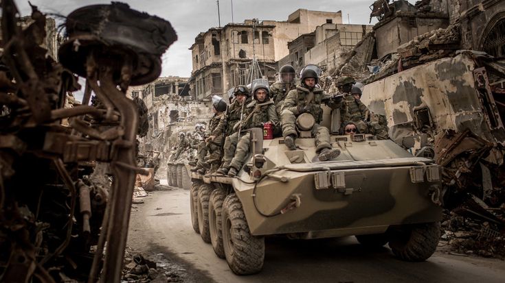 barely_lisa's tweet image. 