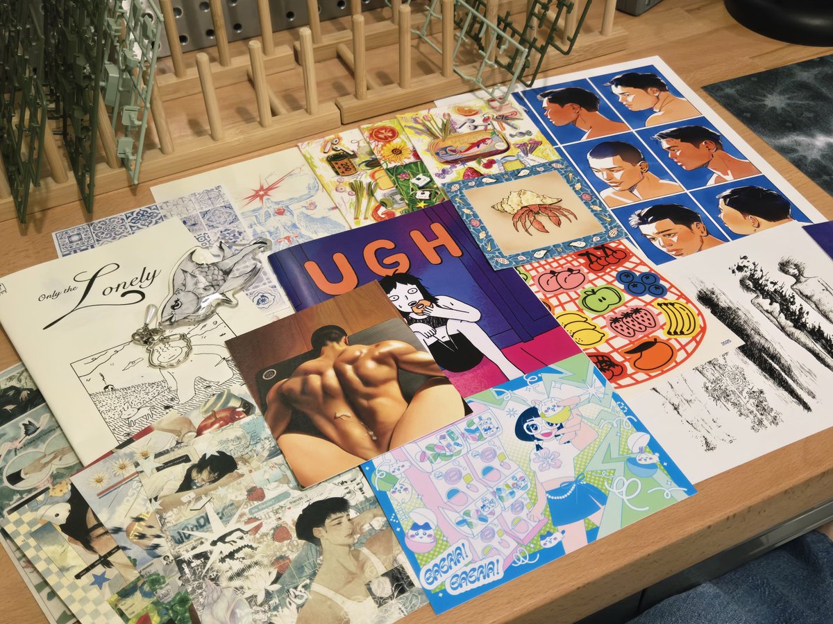 #komiketpride hauls!! 💃