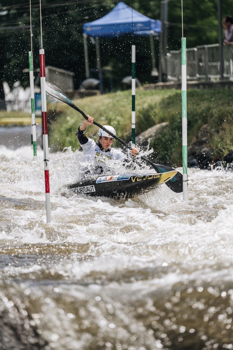 PiragüismoEspaña (@rfepiraguismo) on Twitter photo 🇪🇸 Copa del Mundo de Slalom – <a href="/CanoeLaSeu/">Canoe Slalom Seu</a>
🔥 HEATS en acción:
🕦 11:30 – Leire Goñi
🕥 11:45 – <a href="/laiasorribes/">Laia Sorribes</a>
🕛 12:00 – Maialen Chourraut
🕐 13:11 – <a href="/DLlorenteV/">David Llorente Vaquero</a>
🕜 13:26 – <a href="/pauerangerr/">Pau Echaniz</a>
🕝 13:29 – <a href="/MTravePodium/">Miquel Trave Pujal</a>
📺 En directo en <a href="/rtveplay/">RTVE Play</a>. 🇪🇸 Copa del Mundo de Slalom – <a href="/CanoeLaSeu/">Canoe Slalom Seu</a>
🔥 HEATS en acción:
🕦 11:30 – Leire Goñi
🕥 11:45 – <a href="/laiasorribes/">Laia Sorribes</a>
🕛 12:00 – Maialen Chourraut
🕐 13:11 – <a href="/DLlorenteV/">David Llorente Vaquero</a>
🕜 13:26 – <a href="/pauerangerr/">Pau Echaniz</a>
🕝 13:29 – <a href="/MTravePodium/">Miquel Trave Pujal</a>
📺 En directo en <a href="/rtveplay/">RTVE Play</a>.