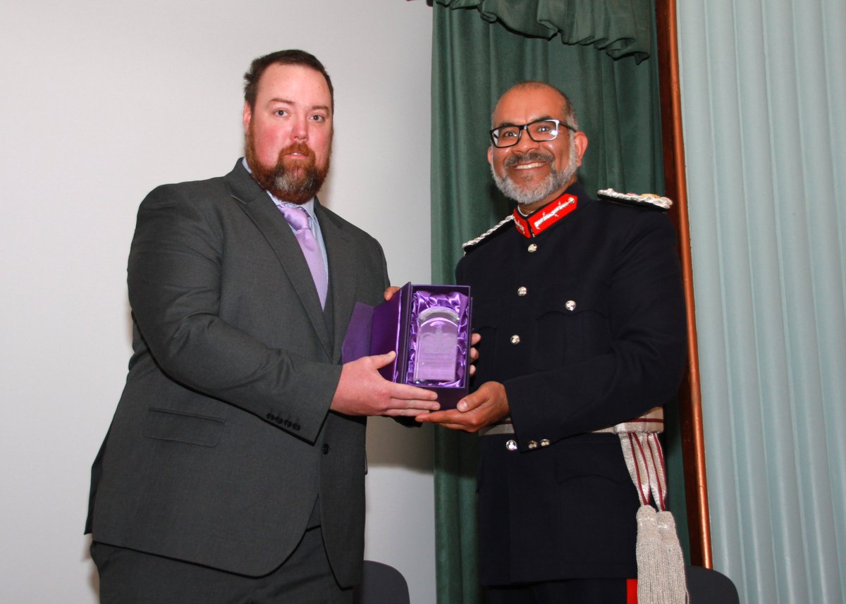 #KAVS Award Presentation: A proud moment for EYV, celebrated with powerful speeches, community support &amp; plenty of #Exmoor-style networking over lunch.
Catch the highlights 👇

exmooryoungvoices.org/eyv-blog/a-spe…

#KingsAward #ExmoorYoungVoices #RuralCommunities #UKNationalParks #YouthVoice