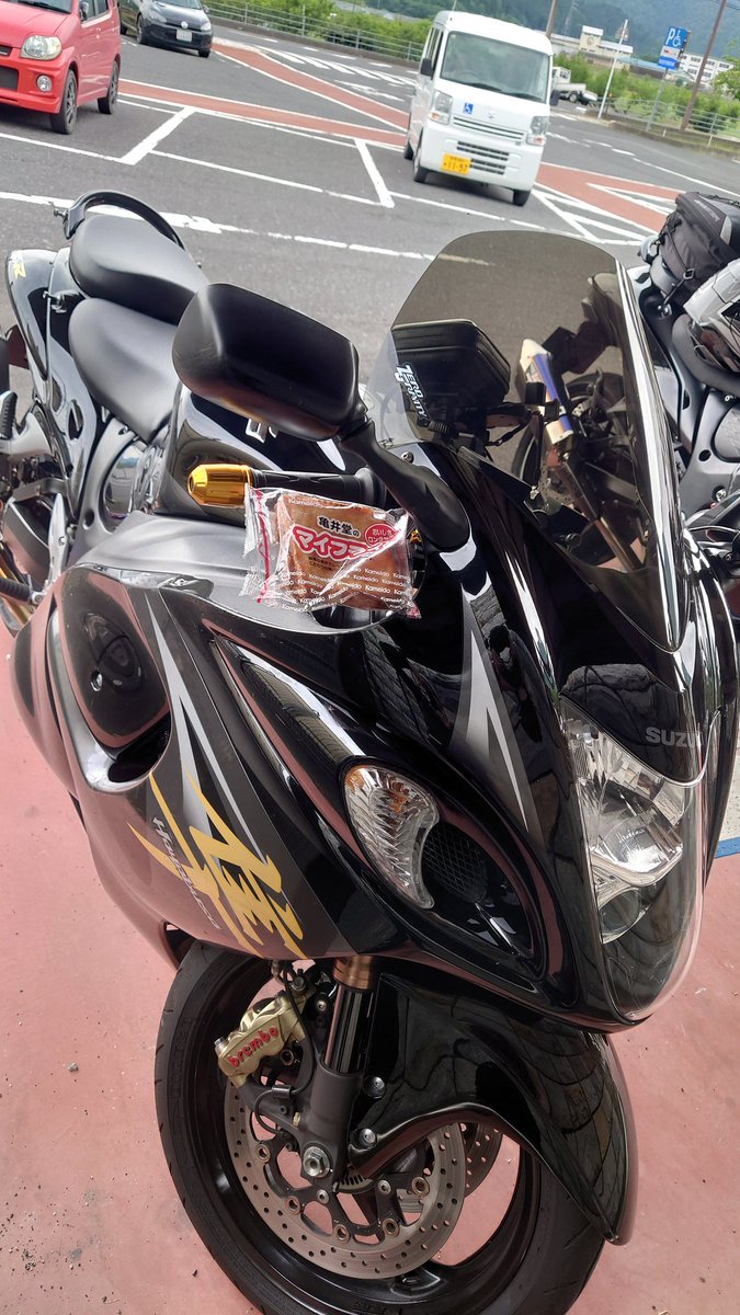 Coaching_Driber's tweet photo. 聖地の後は、道の駅はっとうでマイフライ

#隼 #GSX1300R #Hayabusa #道の駅はっとう #マイフライ https://t.co/6jme9SatXw