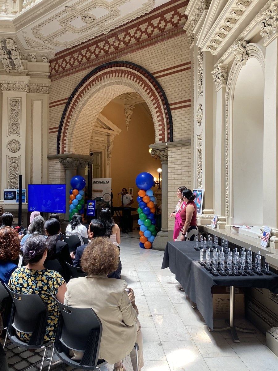 KristyDeLaCru15's tweet photo. All children &amp; families are welcome in @CSD_4 —so proud of how our entire community has come together. Special thanks to @PSMS57JamesWel1 for donating their artwork &amp; the Esperanza Jazz Band for performing. @NYCSchools @DOEChancellor @cec4eastharlem https://t.co/Y0eKQ3jdk4