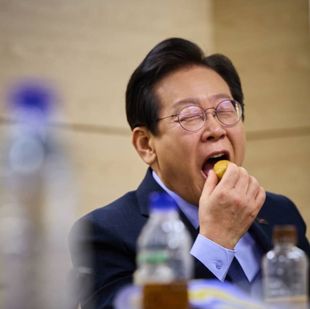 찹쌀 도너츠만 보면 눈빛이 킹랑스러워짐ㅋㅋㅋ