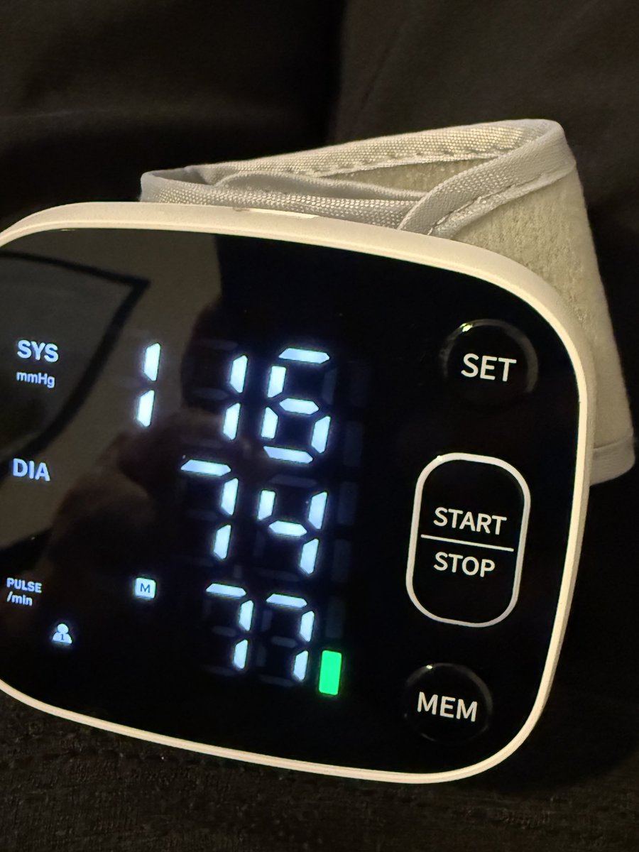 T1D_Cowboy's tweet photo. Almost 30,000 steps but I think Iβll live to see another day.If not place the coins on my eyes to pay the toll boys and girls.#MyT1DWOLife #RuckChallenge https://t.co/dKl25F3ok3