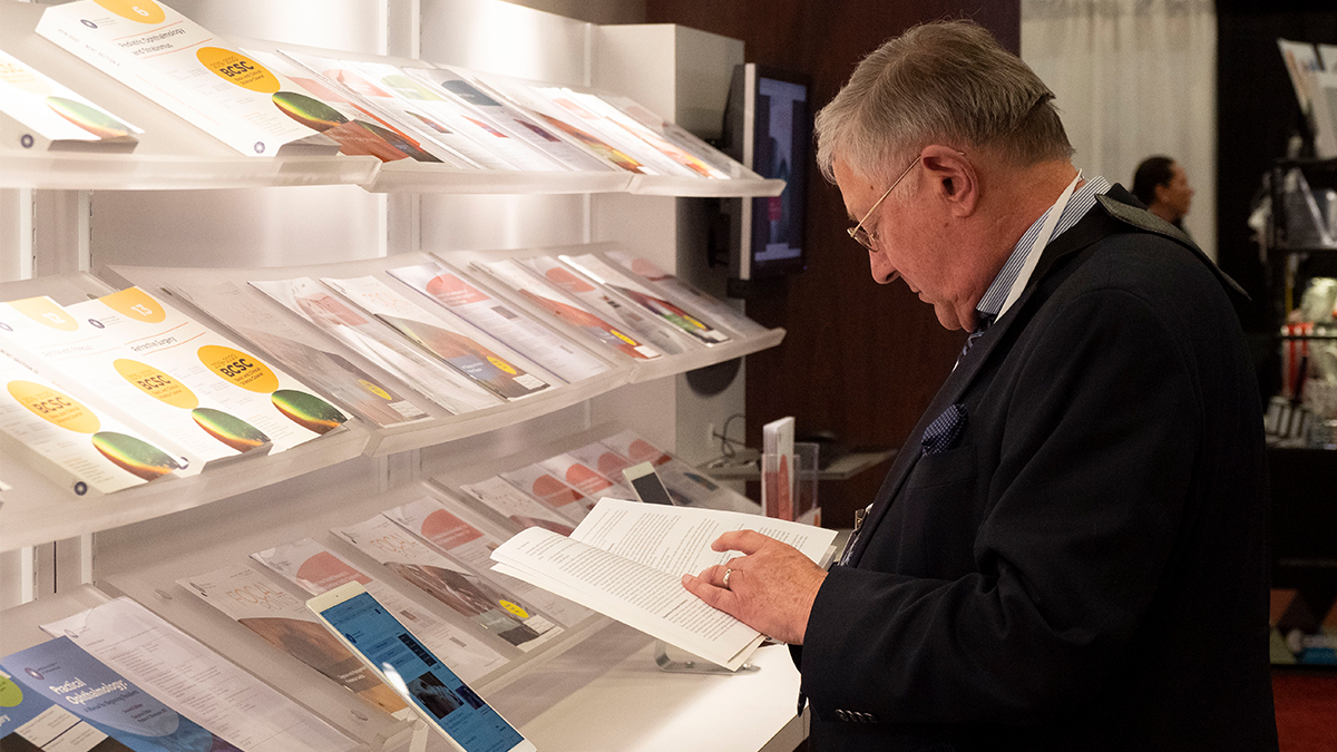 aao_ophth's tweet image. Can't wait to see you tomorrow at SOE booth 01! Plan to stop by to learn about the latest Academy resources, products, and events - especially #aao2025 and it's sessions, and special events! ow.ly/OCTm50Vm3c8 
#ophthalmology #bcsc #membership #SOE  #SOE2025