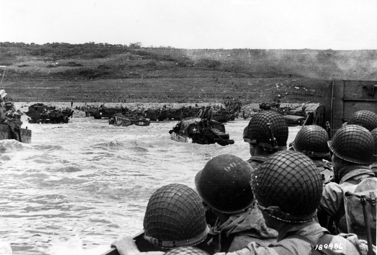 Rather than get caught up in today’s turmoil, let’s take some time to remember the brave men who faced danger head-on during the Normandy invasion #OnThisDay in 1944. 

♥️ &amp; 🔁 to help keep the memory of D-Day alive on X!
