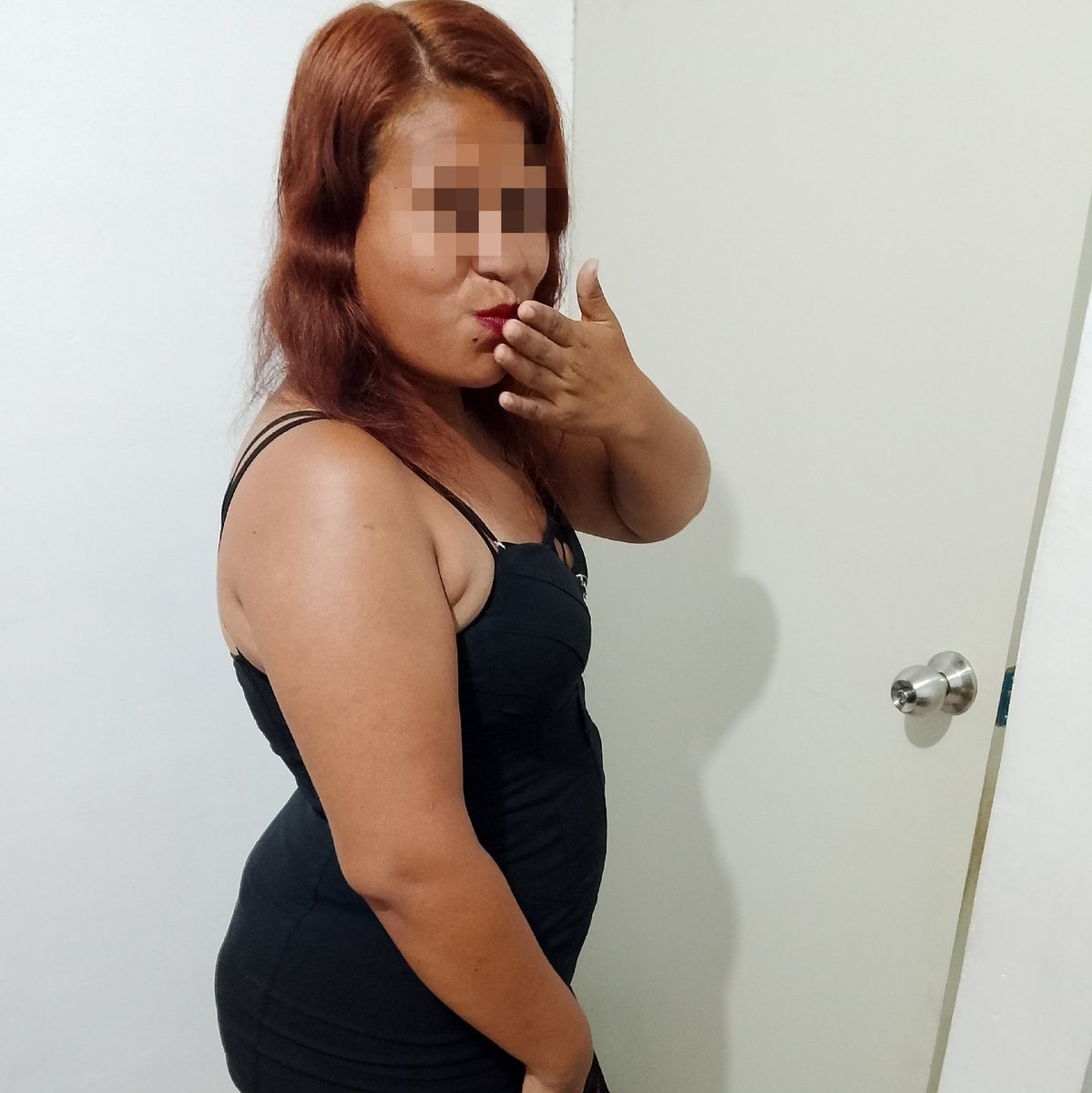 Valeria_venta's tweet photo. Buscas contenido,videollamada o servicio presencial en Monterrey? Las mejores chicas del ambiente y verificadas te esperan 
@Johanaswmty
Dale rt y unete😈no te arrepentirás 
🔥
https://t.co/77GuVTrPmX…
🔥https://t.co/TVtmr4zima…
Dale rt 😈 https://t.co/bsHUeqHV5a