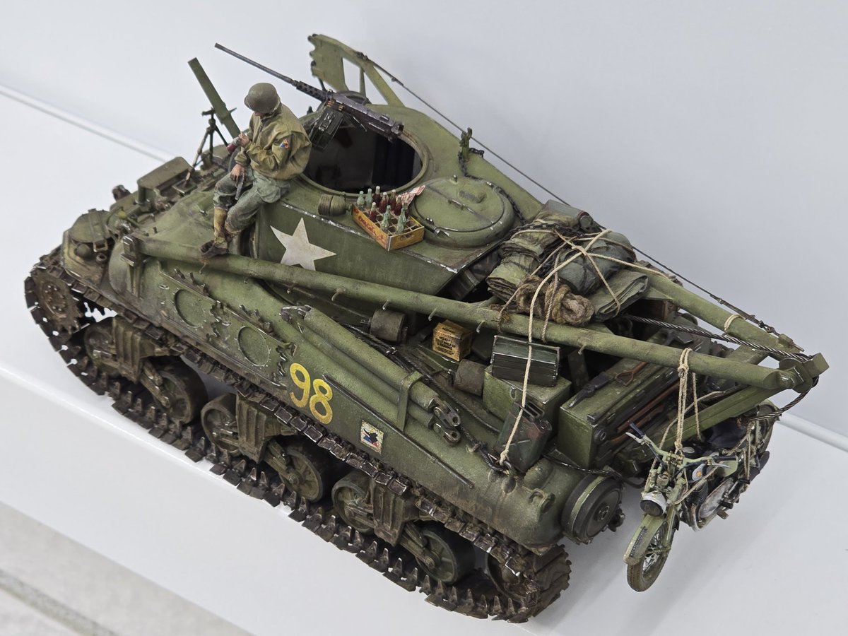 JasonHsiao20's tweet image. Adding capture motorcycle.
#M32B1
#35scale
#scalemodel