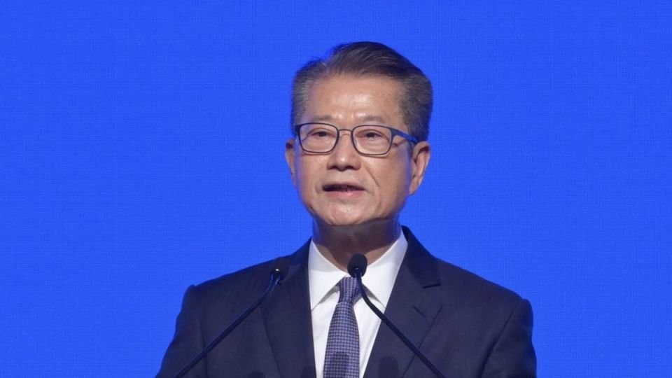 🚨 BREAKING: "Hong Kong: Il Cuore delle Transazioni in Yuan Offshore con l'80% del Mercato Globale"