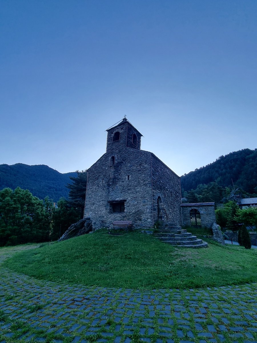 jecbosch14's tweet image. Bon #divendres 😃🙋🔥
Vistes des de Sant Cristòfol d&apos;Anyós 🤩❤️🇹🇩
Ara mateix a 11°C de temperatura 
#anyos #lamassana #Andorra #descobreixandorra #andorrainfo #visualmeteo #meteo #meteoandorra
