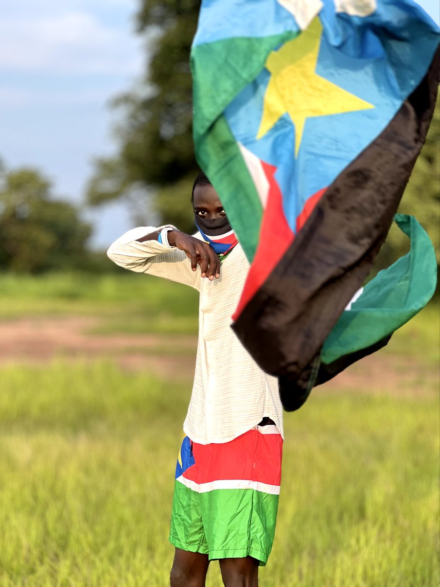 "Honestly, my main priority right now is getting my lífe on track and becoming a better me. I couldn't care less who stays or who goes, this chapter of my lífe is for me."