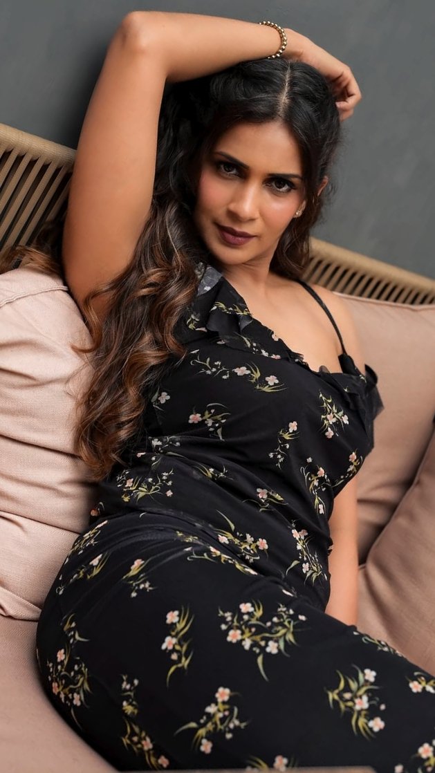 GsvVdazaAAA8tUg?format=jpg&name=medium