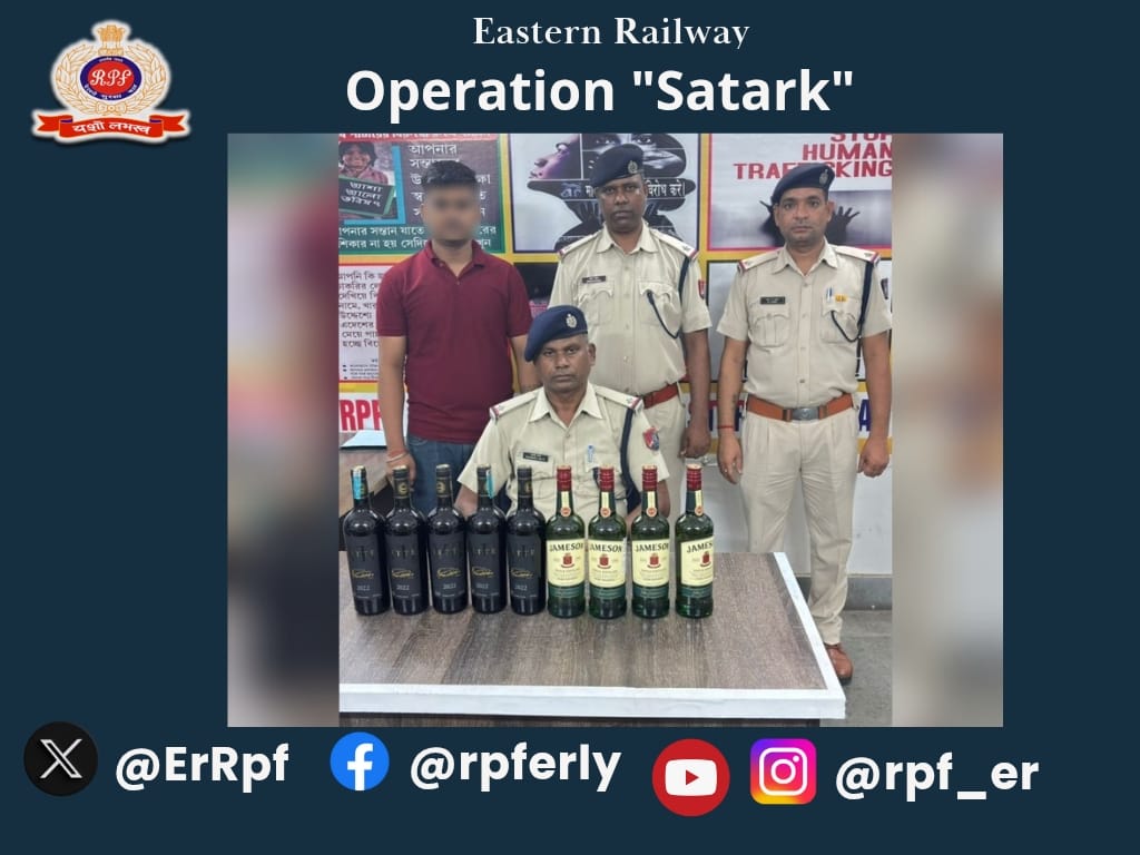 RPF Eastern Railway (@errpf) on Twitter photo âLiquor smuggling is a serious crime."
RPF officials arrested 01 person with recovery of 09 bottles Foreign Liquor valued âš 19,880/- from Kolkata Railway Station & handed over to GRPS for further course of action.
#OperationSatark
<a href="/RPF_INDIA/">RPF INDIA</a>
<a href="/RailMinIndia/">Ministry of Railways</a>
<a href="/EasternRailway/">Eastern Railway</a> âLiquor smuggling is a serious crime."
RPF officials arrested 01 person with recovery of 09 bottles Foreign Liquor valued âš 19,880/- from Kolkata Railway Station & handed over to GRPS for further course of action.
#OperationSatark
<a href="/RPF_INDIA/">RPF INDIA</a>
<a href="/RailMinIndia/">Ministry of Railways</a>
<a href="/EasternRailway/">Eastern Railway</a>