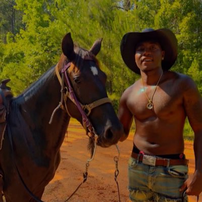 yfn_kaleb's tweet photo. #NewProfilePic https://t.co/bBLcxsGoIF