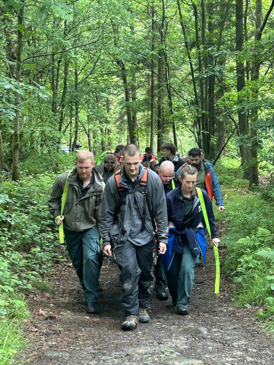 SHU Paramedic (@shuparamedic) on Twitter photo Thanks to volunteer <a href="/woodheadrescue/">Woodhead MRT</a> yesterday for support with some #prehospital scenarios for our 3rd yr #studentparamedics.
Sharing learning for our future clinicians to gain experience in a more remote location.
They even booked the π§οΈ for the 1st half. <a href="/MountainResqUK/">Mountain Rescue England and Wales</a> Thanks to volunteer <a href="/woodheadrescue/">Woodhead MRT</a> yesterday for support with some #prehospital scenarios for our 3rd yr #studentparamedics.
Sharing learning for our future clinicians to gain experience in a more remote location.
They even booked the π§οΈ for the 1st half. <a href="/MountainResqUK/">Mountain Rescue England and Wales</a>