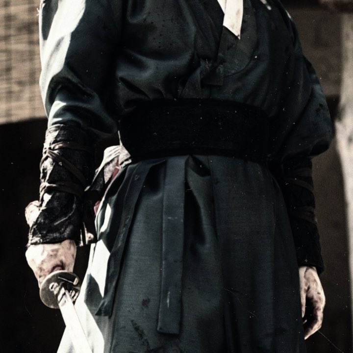 dokijeli's tweet image. “when shadows kiss the blossoms”
🍂 #nentto #넨또 spy!sohi, prince!wb
⛩️ rated M
🗡️ please read the tags before reading! 🙇🏽♀️
🌹 39k
🔗 archiveofourown.org/works/66234751