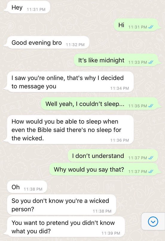 TaiwoMuyiwa23's tweet photo. Hilarious conversation between a CV writer and his clueless customer who failed 6 interviews 🤣😂.

Open Thread 👇🏼 https://t.co/ZDJ7hDJ6bn