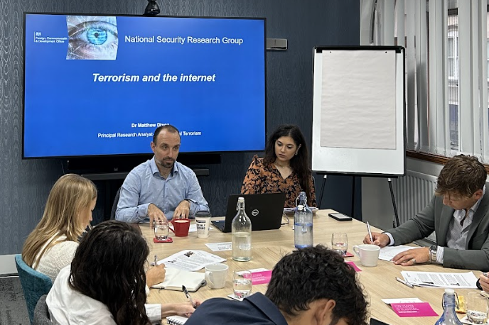 CounterExtremism (@cegroupuk) on Twitter photo Today is the final day to apply for the Young Leaders in National Security Fellowship 2025 
counterextremism.org.uk/programmes/you… Today is the final day to apply for the Young Leaders in National Security Fellowship 2025 
counterextremism.org.uk/programmes/you…