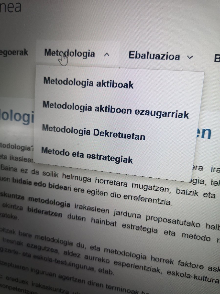 HKU_curriculum's tweet photo. Eduki berriak argitaratu ditugu HKU curriculumgunean. Metodologia eta BeA mintegietan eskainitako materialak, besteak beste https://t.co/zsPQV1UHlh