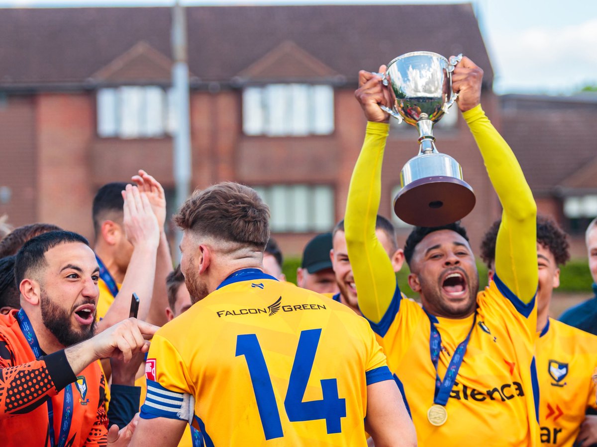 Route to Promotion 😍

Season 24/25 - Playoff Final

WHAT A DAY IT WAS!!

SO NICE WE DID IT TWICE!!!

It was another comprehensive 5-0 win in the playoff final against Flackwell Heath. 

Goals from, Bateman x2, Lacey x2 &amp; Tomlinson single meant the Comrades are back to Step 3!!