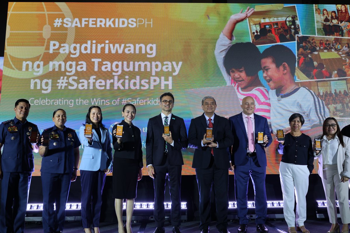 unicefphils's tweet image. After 6 years of collaboration, @SaferKidsPH concludes with measurable progress in addressing #OSAEC in 🇵🇭. Led by 🇦🇺 @AusAmbPH, with UNICEF, @SaveChildrenPH, @Asia_Foundation, our key partners and young champions, we’ve helped strengthen child protection systems #ForEveryChild💙