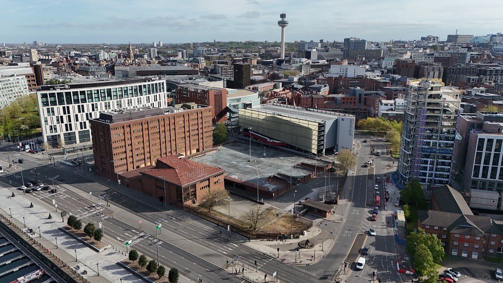 🏢 | Homes England has submitted proposals to turn the police’s former headquarters into an ambitious, high-quality, mixed-use waterfront development, likely to comprise residential, hotel and retail, leisure and commercial spaces.

READ MORE 👉 tinyurl.com/2st3dvta