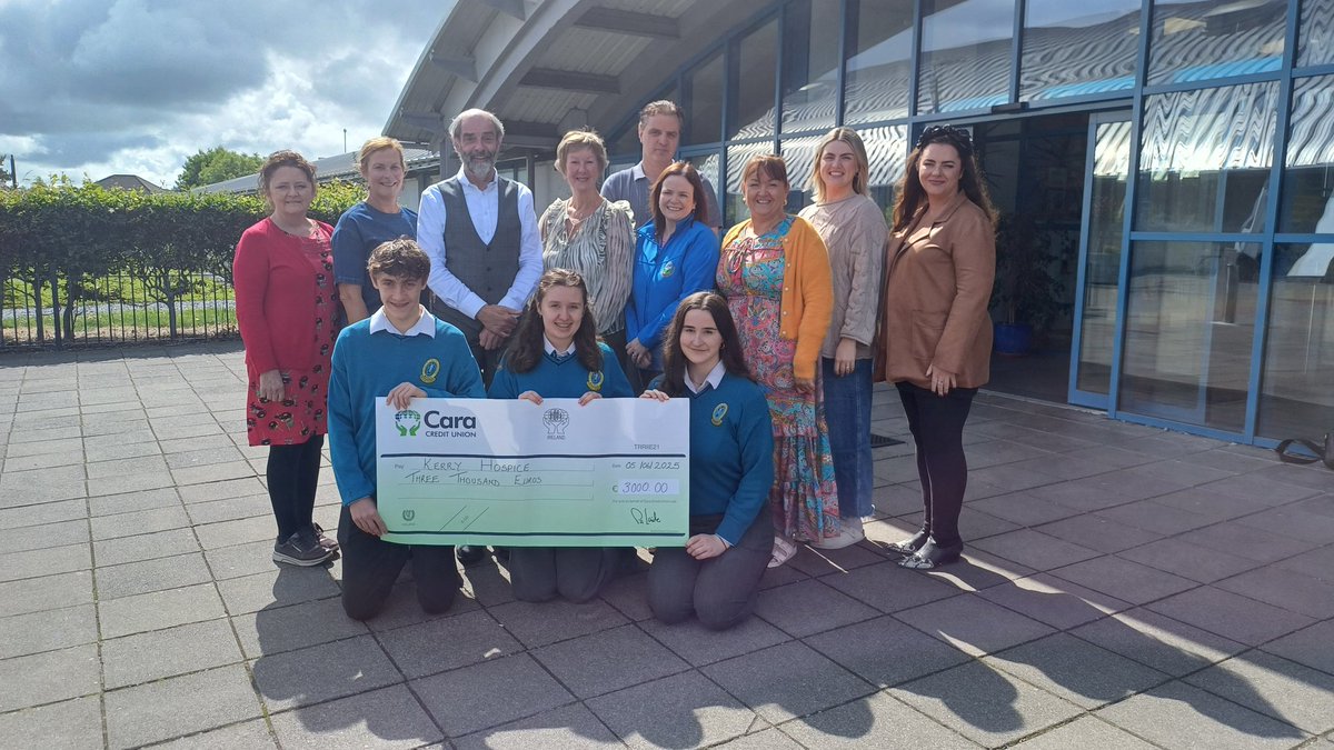 We were delighted to hand over €3000 raised by our choir and their CD launch to Kerry Hospice yesterday.