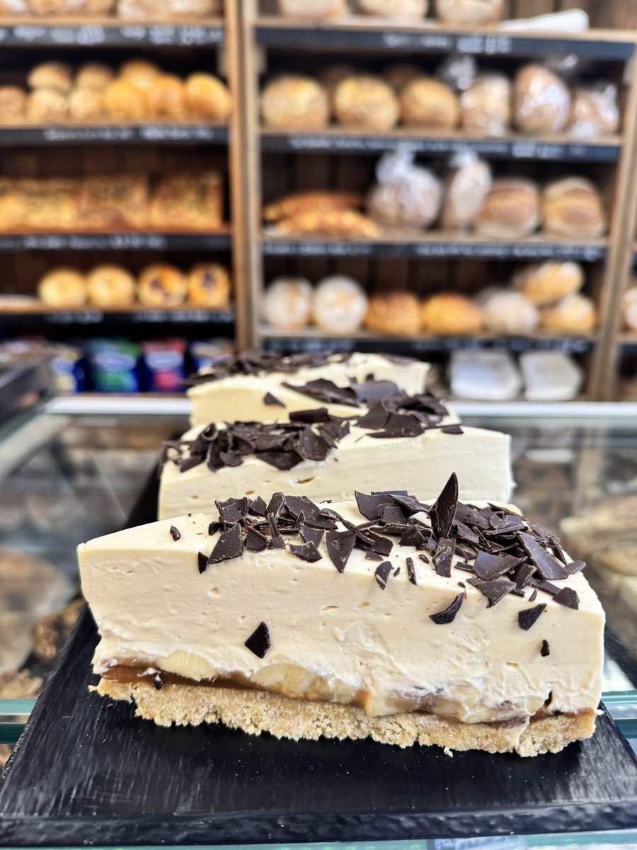 Weekend special… banoffee cheesecake #banana #caramel #cheesecake #chocolate #pudding #dessert #sweet #sweettreat #bakery #harrogate #coldbathroad #shoplocal #homemade #shop #mannabakeryharrogate #yorkshire #food