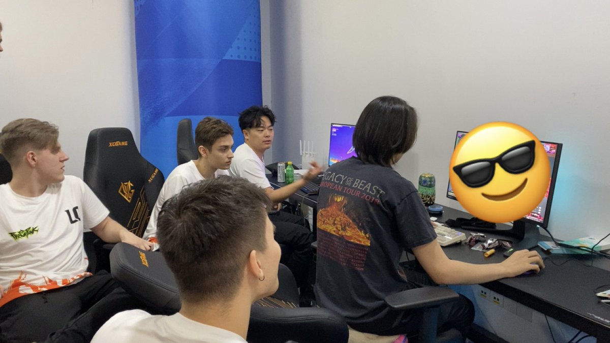 🔎 Review time ! <a href="/PlayFragPunk/">FragPunk</a> 

We are 200% locked in #FragPunk