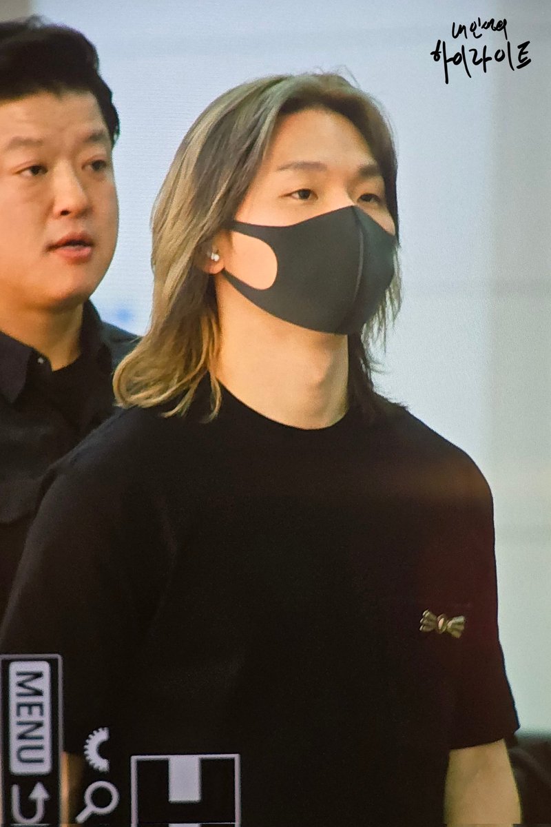 250606 출국
말레이시아 갑시다🇲🇾🫶

#대성 #DAESUNG #DLITE #テソン
#DsWAVE #Universe
<a href="/d_lable/">DAESUNG</a>