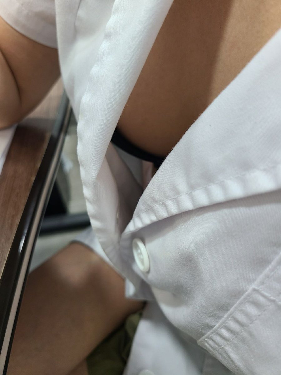 아내에게 친구처럼 언니, 동생처럼
속깊은 마음까지 공유하는
벗을 찾고자 올리는 글입니다.
성향자나 성향과는 무관하셔도 좋습니다
미자만 아니시라면~
단, 여성분만 찾는답니다.
저희는 아주 평범해요
마음이 통한다면
이동은 저희가 가능
좋은하루 보내고들 계시나요? ^^
#춘천 #팸투팸 #레즈 #3P