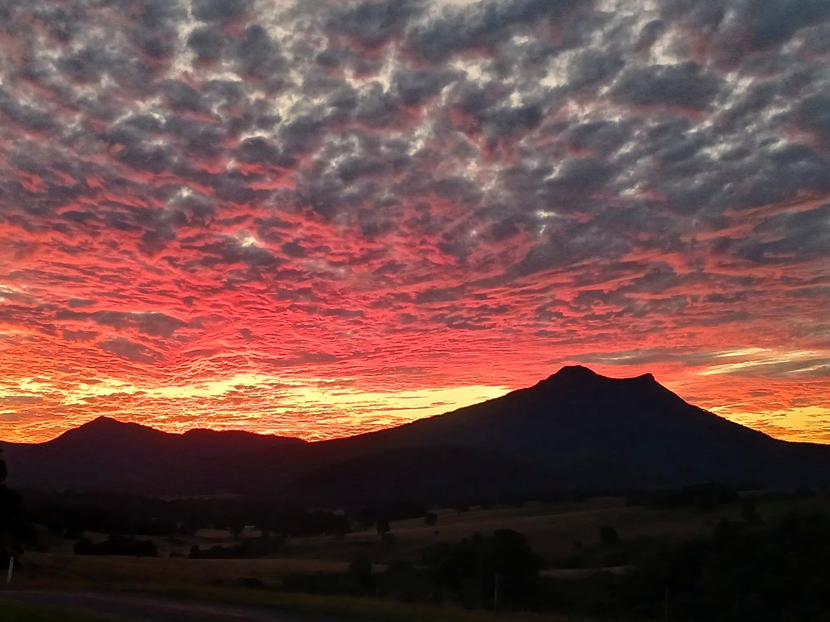 Winter sky, eastern Australia.
#buenosdías